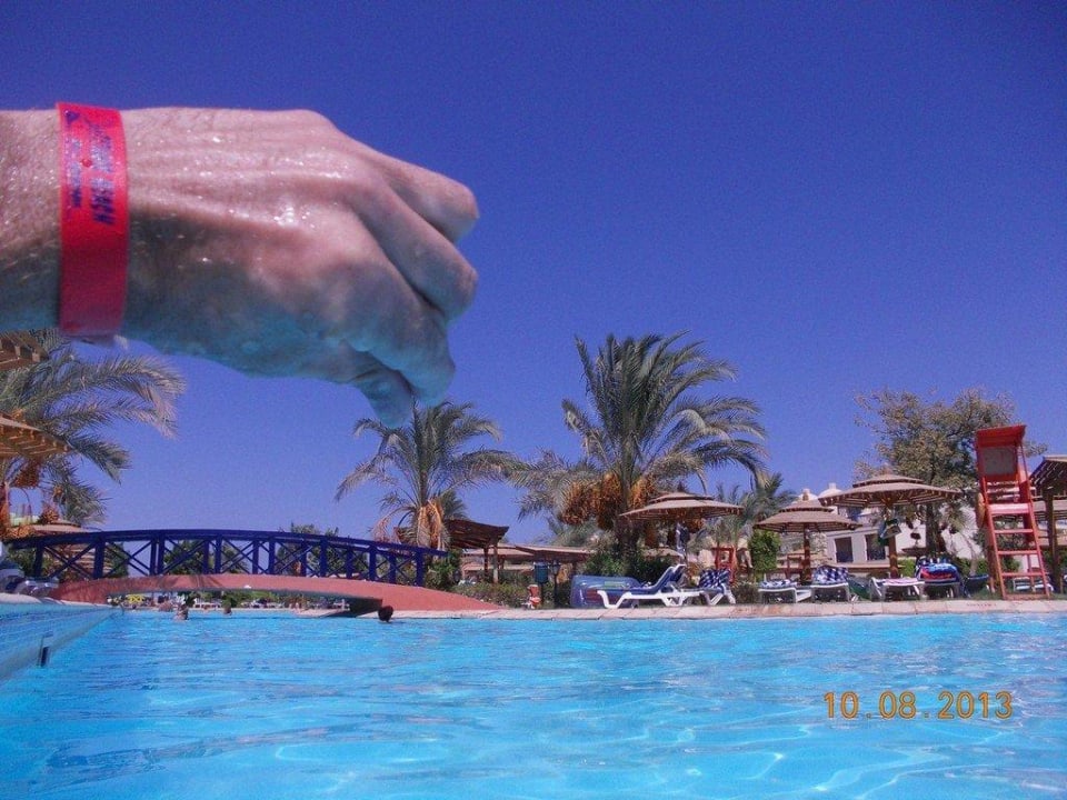 Na basenie Titanic Beach Spa & Aqua Park