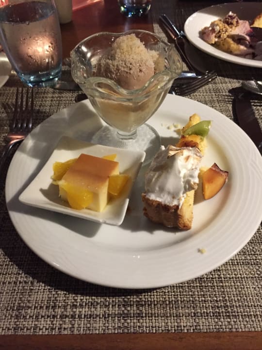 Gastro Meeru Maldives Resort Island