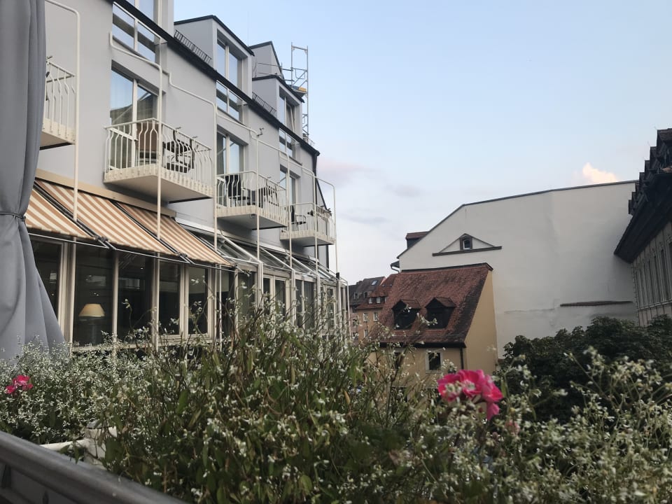 Außenansicht Maritim Hotel Würzburg