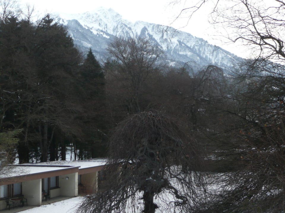Schlosspark mit Pavillons Hotel Schloss Ragaz