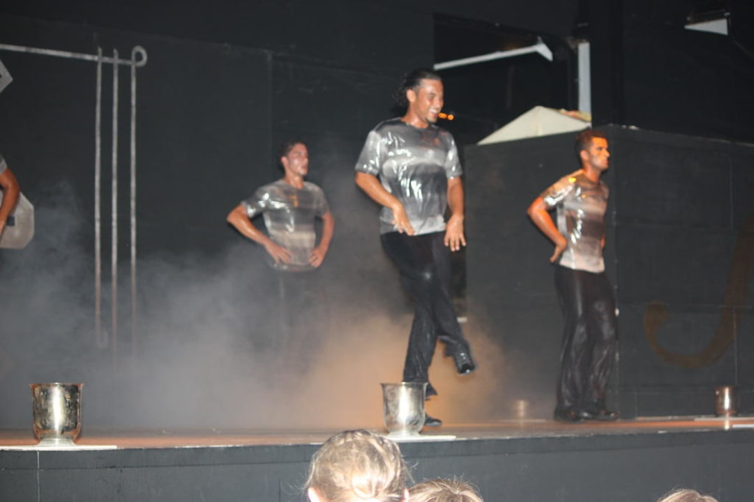 Show Asteria Collection Side