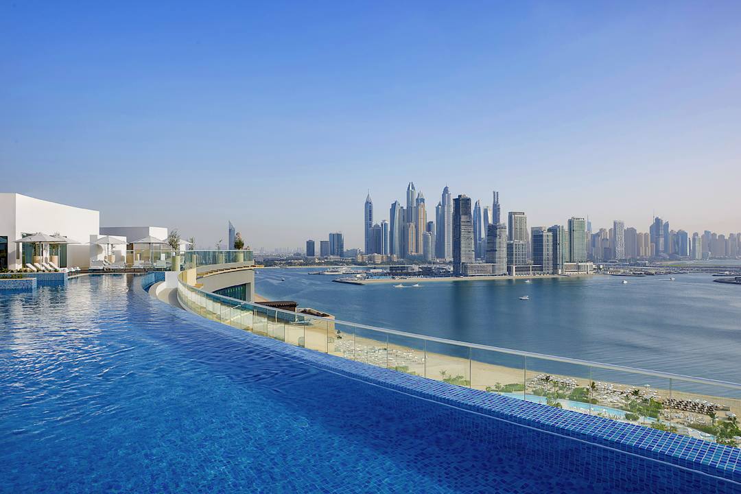 Pool NH Collection Dubai The Palm