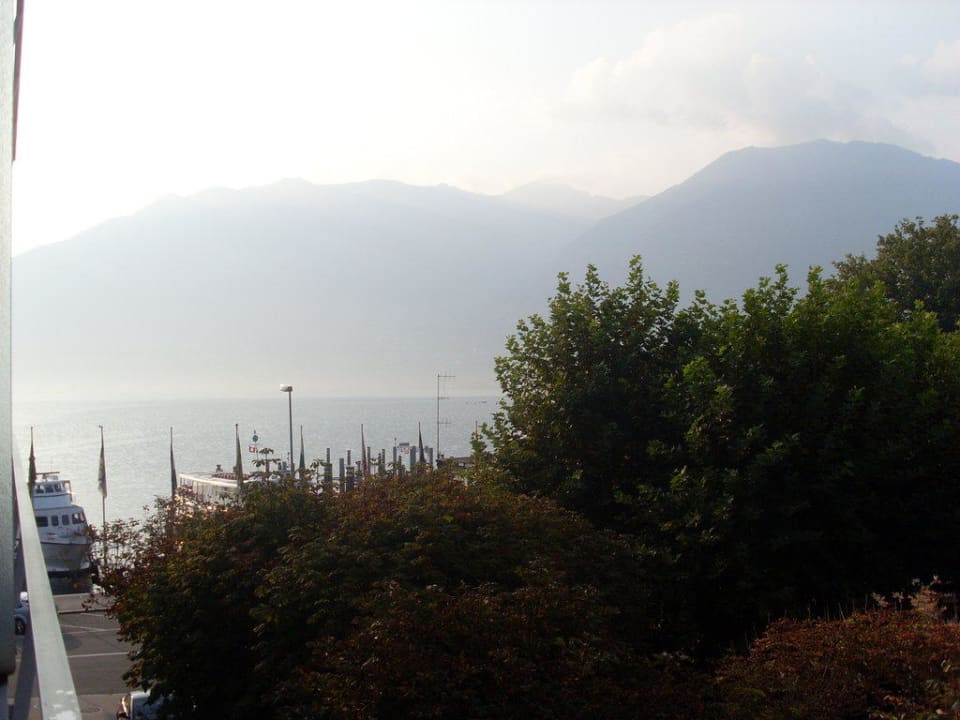 Ein bisschen Seesicht vom Balkon aus Hotel Rondinella