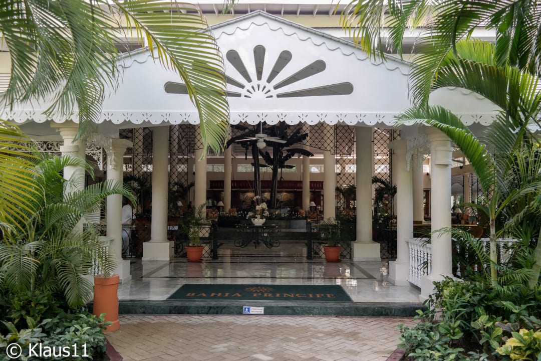 Seiteneingang Bahia Principe Grand El Portillo