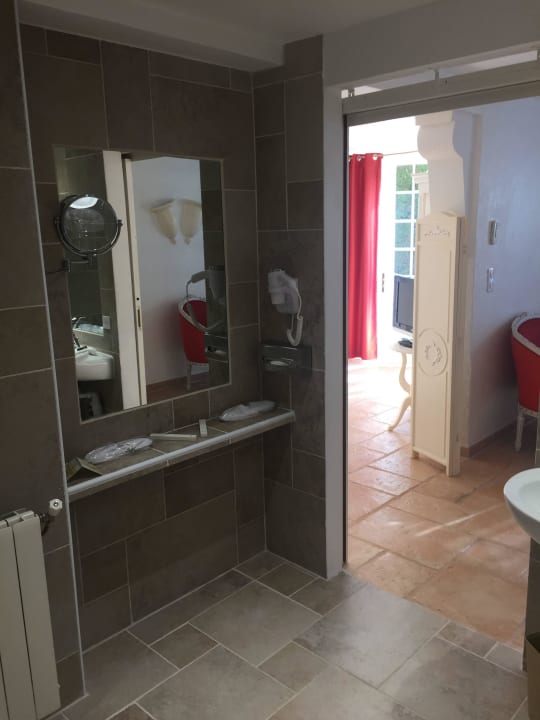 SDB Hotel La Bastide De Tourtour