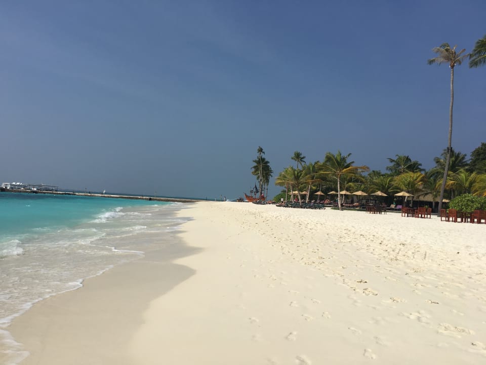 Strand Kuredu Island Resort & Spa