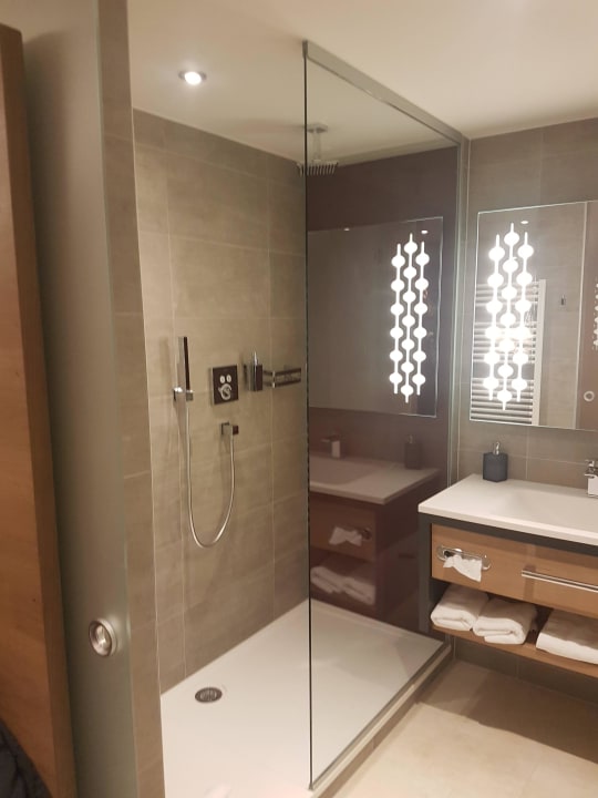 Dusche Sporthotel Wagrain