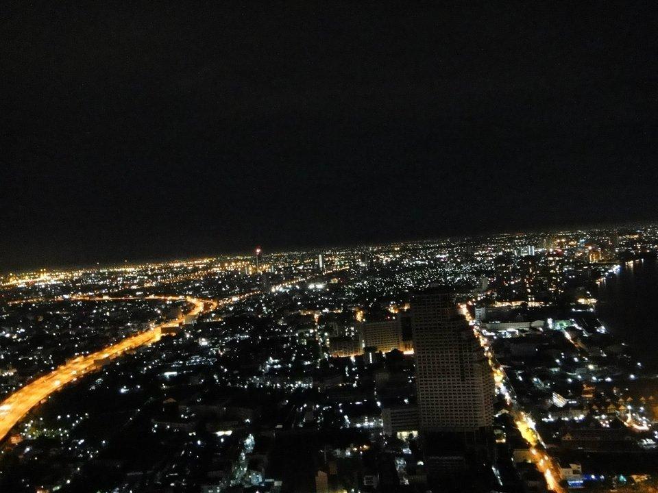 Blick aus der Hangover Suite Tower Club At Lebua