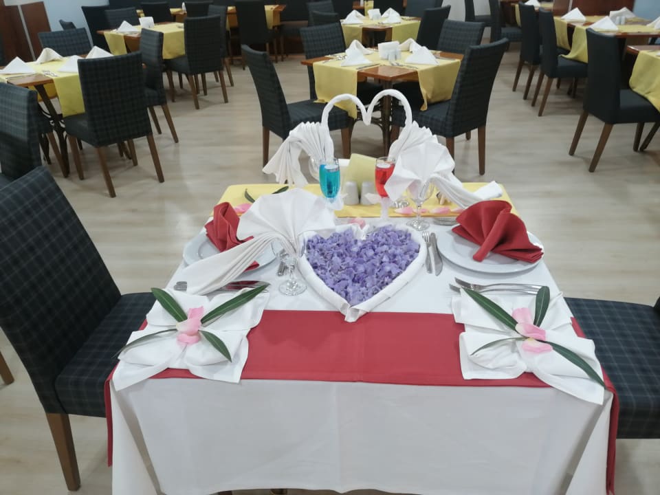 Gastro Side Breeze Hotel