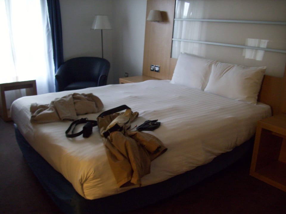 Zimmer Hotel Park Inn by Radisson Cardiff North