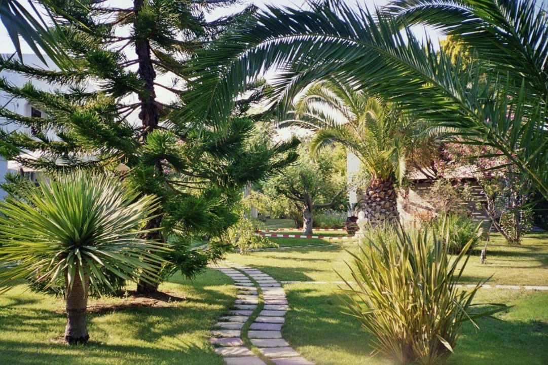 Gartenanlage Gaia Garden Hotel