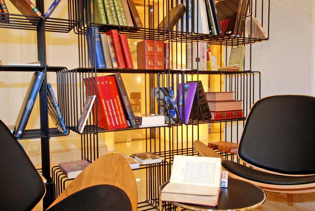 Library Dosso Dossi Hotels Old City