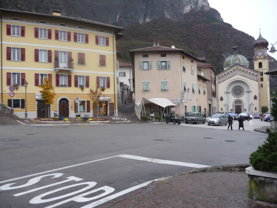 Piazza della chiesa B&B La Coorte