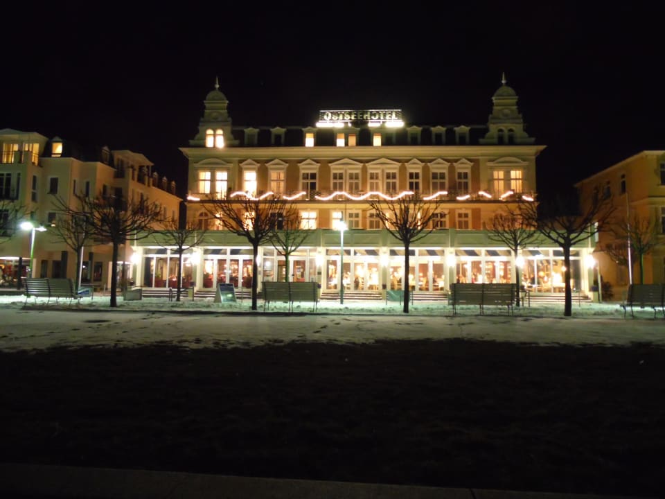 Gemütlichkeit am Abend SEETELHOTEL Ostseehotel Ahlbeck