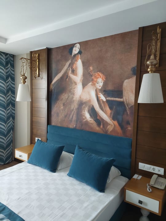 Zimmer Dream World Resort & Spa