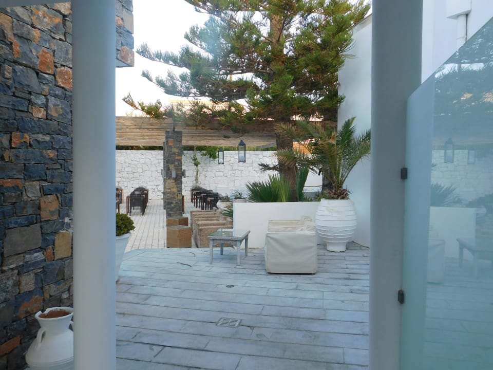 Gartenanlage The Island Hotel