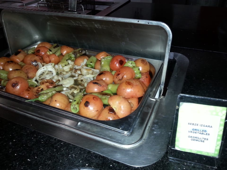 Warme Hauptspeisen Salamis Bay Conti Resort Hotel & Casino