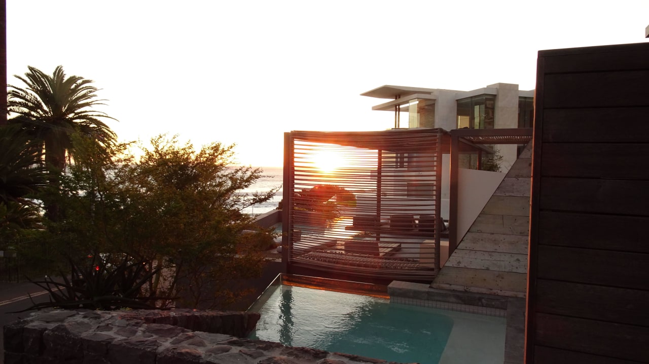 Room-Pool POD Camps Bay