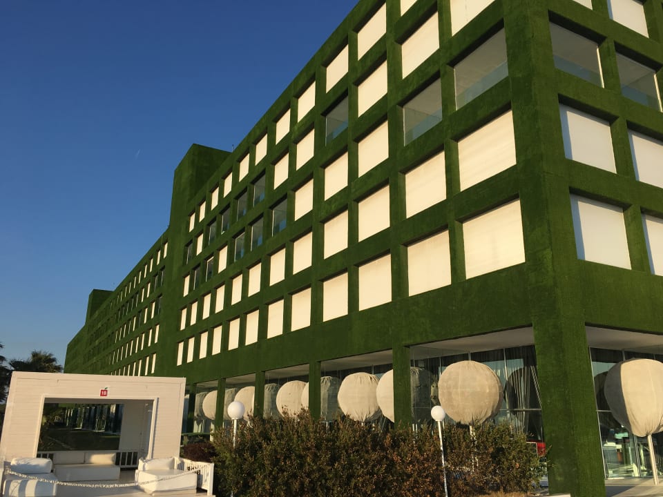 Außenansicht Adam & Eve - Adults only