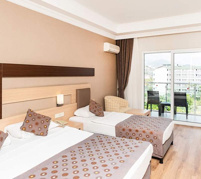 Zimmer Telatiye Resort