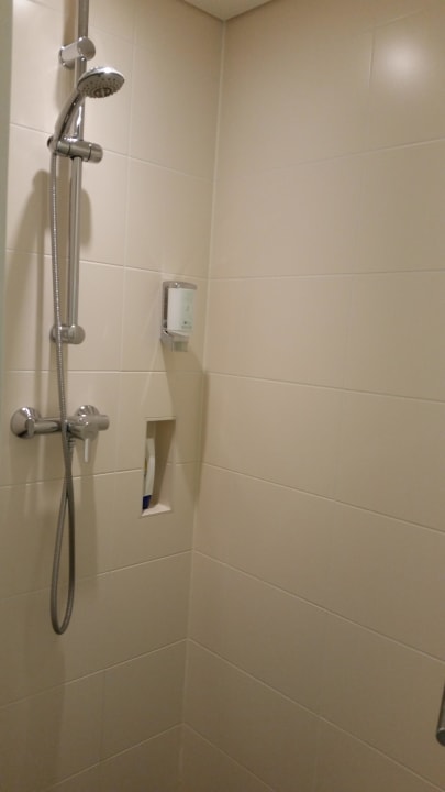 Dusche ARCOTEL Onyx Hamburg