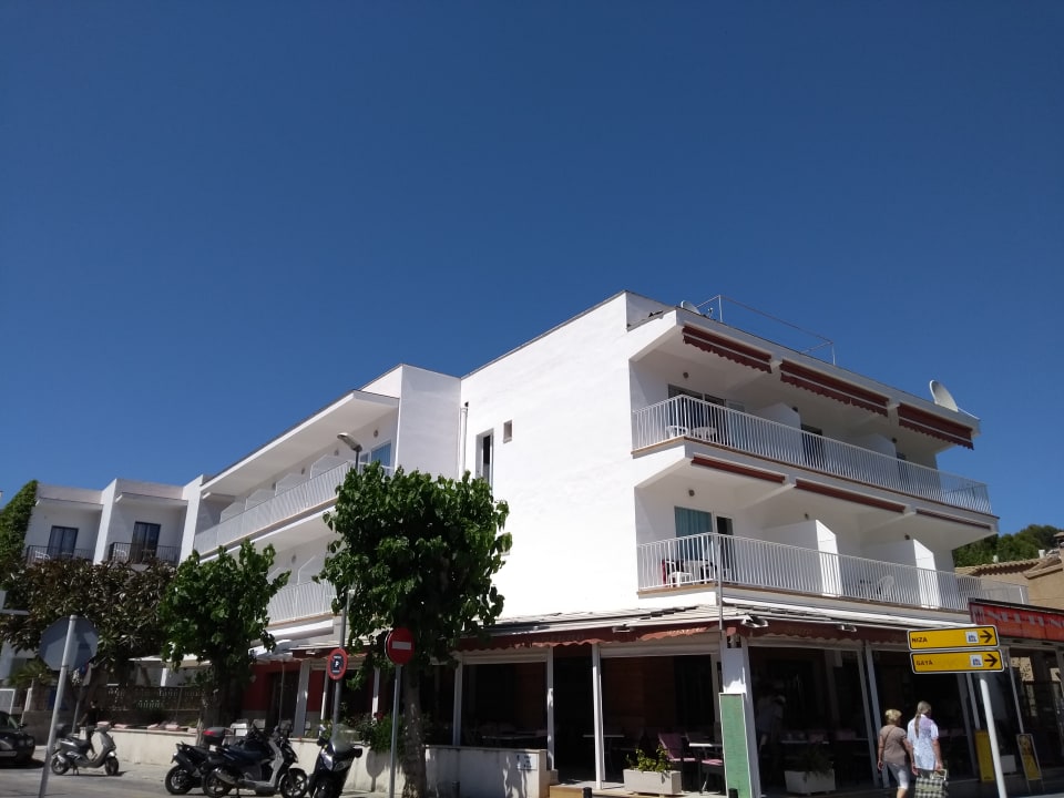 Außenansicht Hostel Neptuno