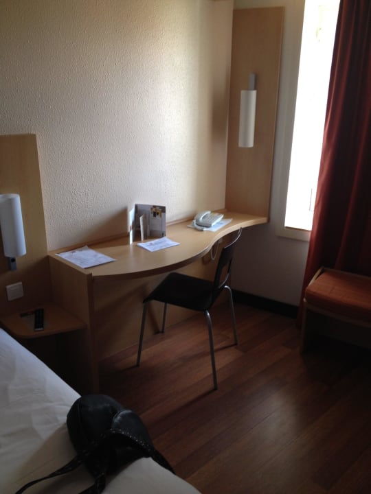 Blick zum Fenster Hotel Ibis Toulouse Centre