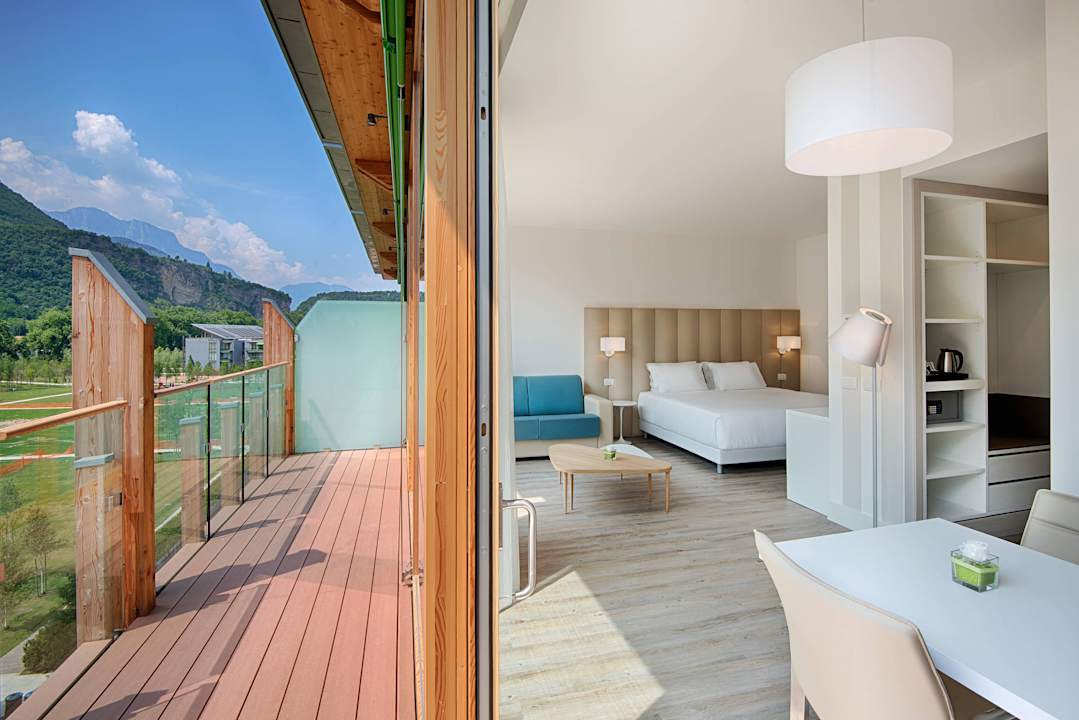 Junior Suite with View and Terrace NH Trento