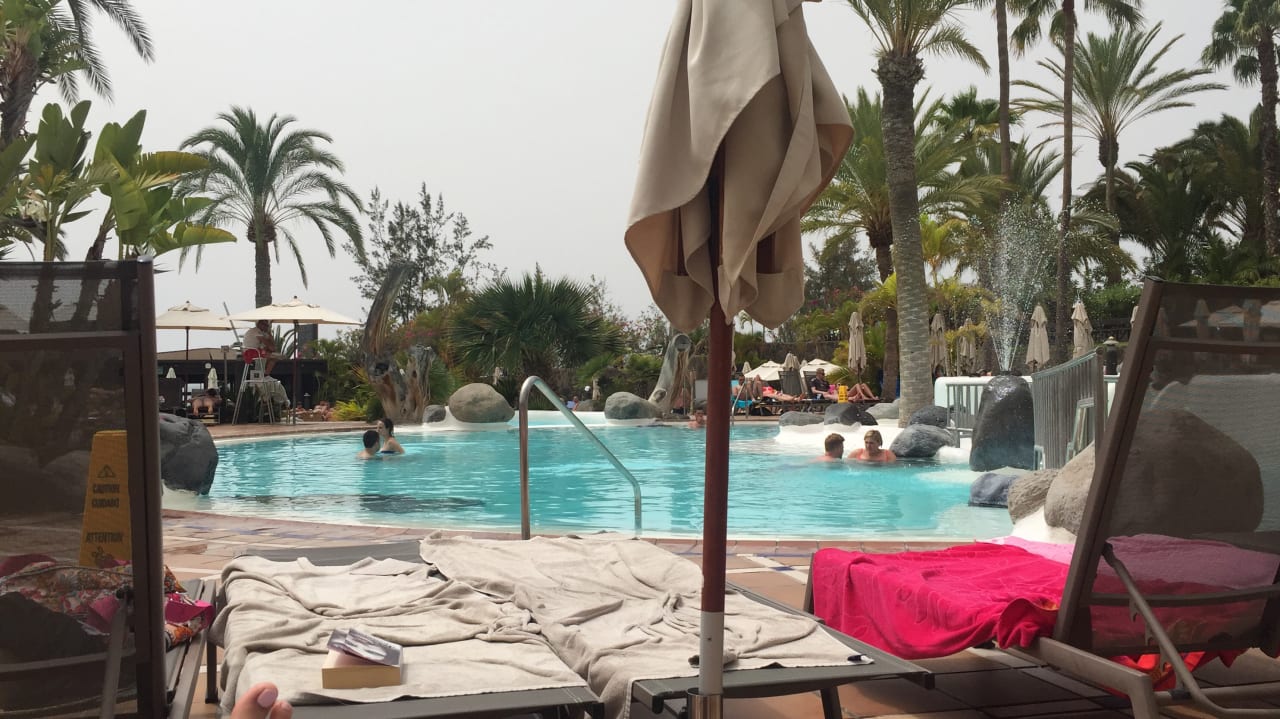 Pool Corallium Beach by Lopesan Hotels - Adults only