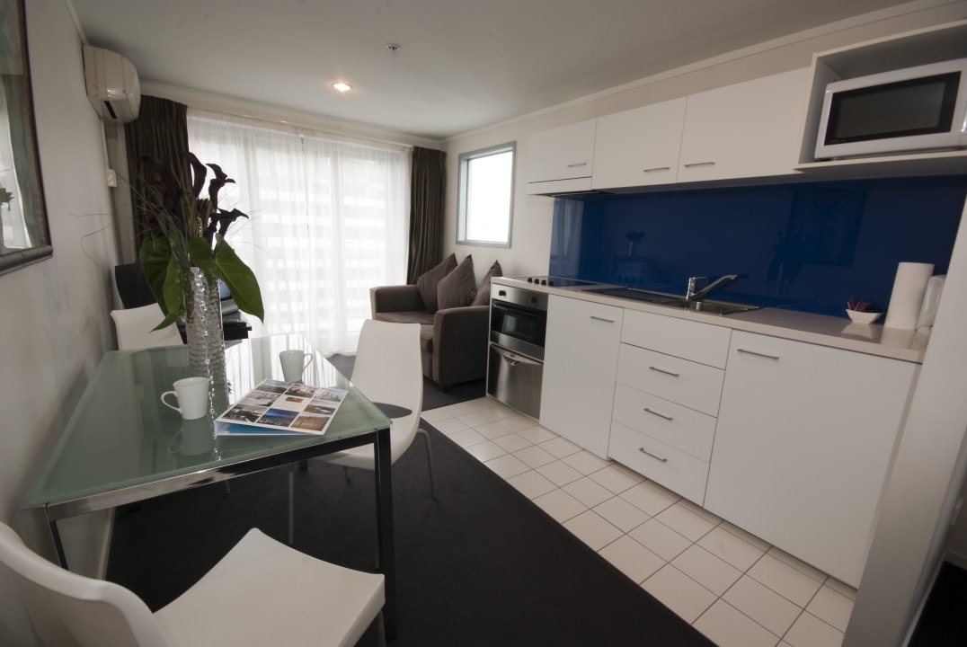 Fully equipped kitchen Waldorf Bankside Apartments