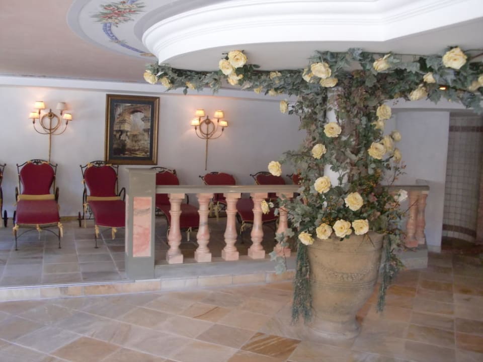 Liegebereich Falkensteiner Hotel & Spa Falkensteinerhof