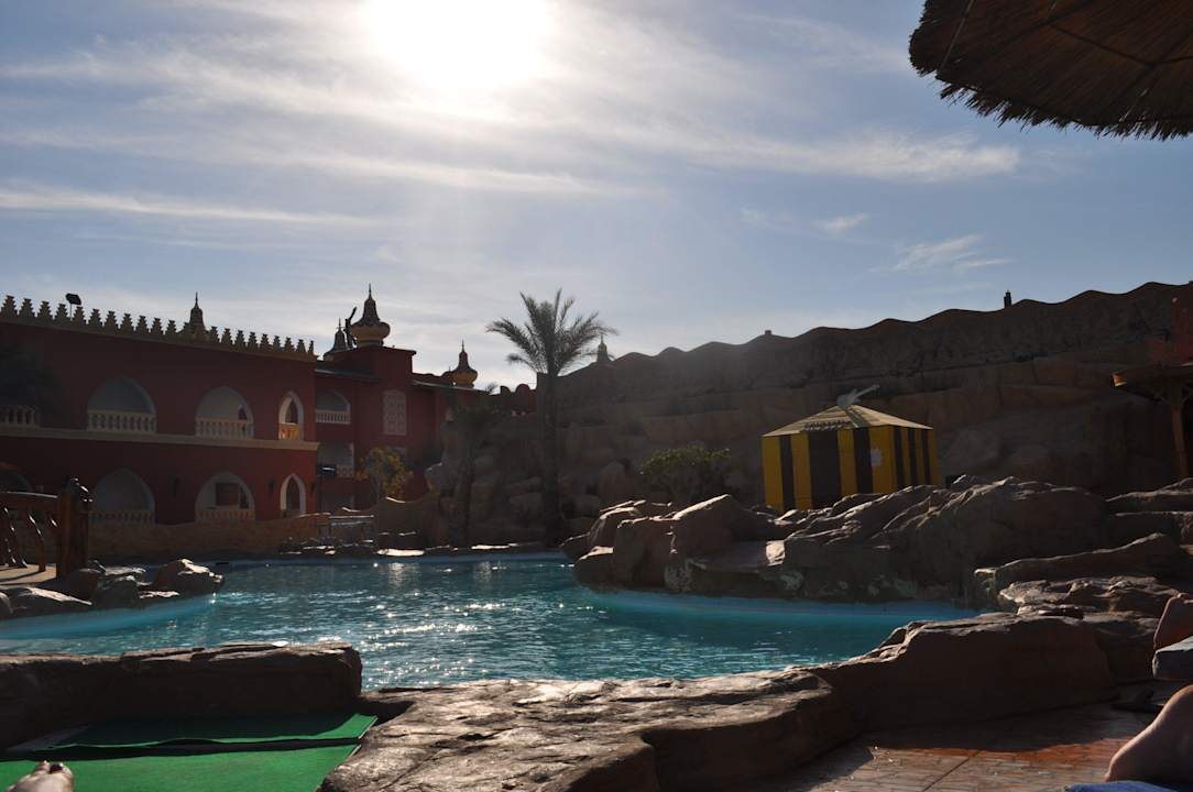 Вид из номера Pickalbatros Alf Leila Wa Leila Resort - Neverland Hurghada