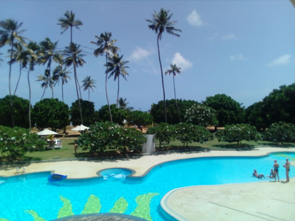 Pool Turyaa Kalutara