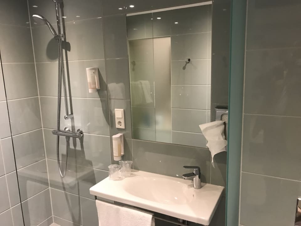 Zimmer Super 8 by Wyndham Munich City West