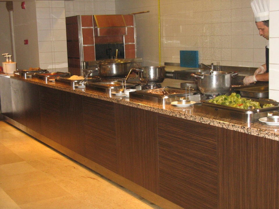 Büffet Telatiye Resort