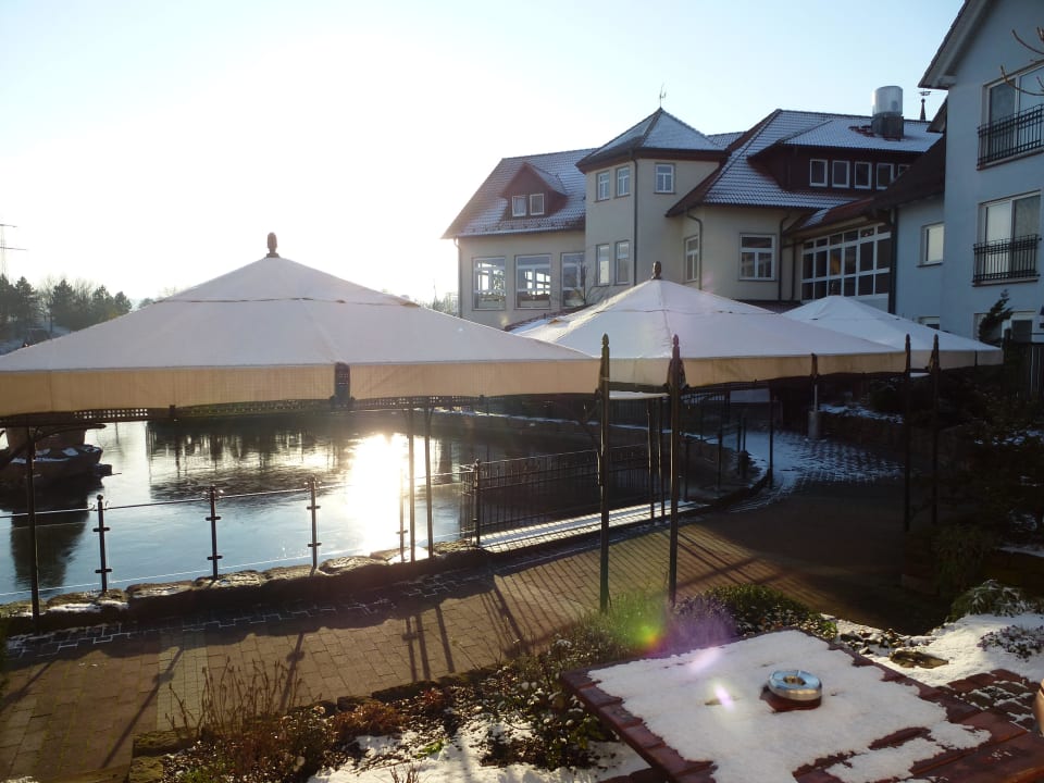Blick zum See Seehotel Niedernberg