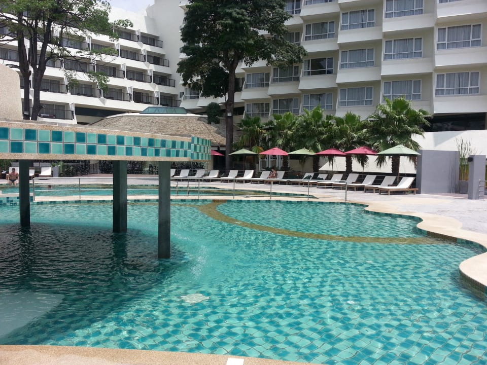 Pool Andaman Embrace Patong