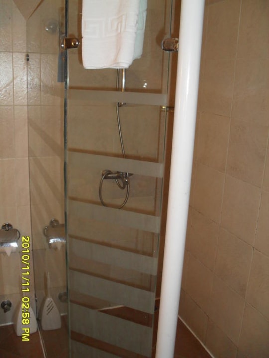 Bad Parrotel Beach Resort