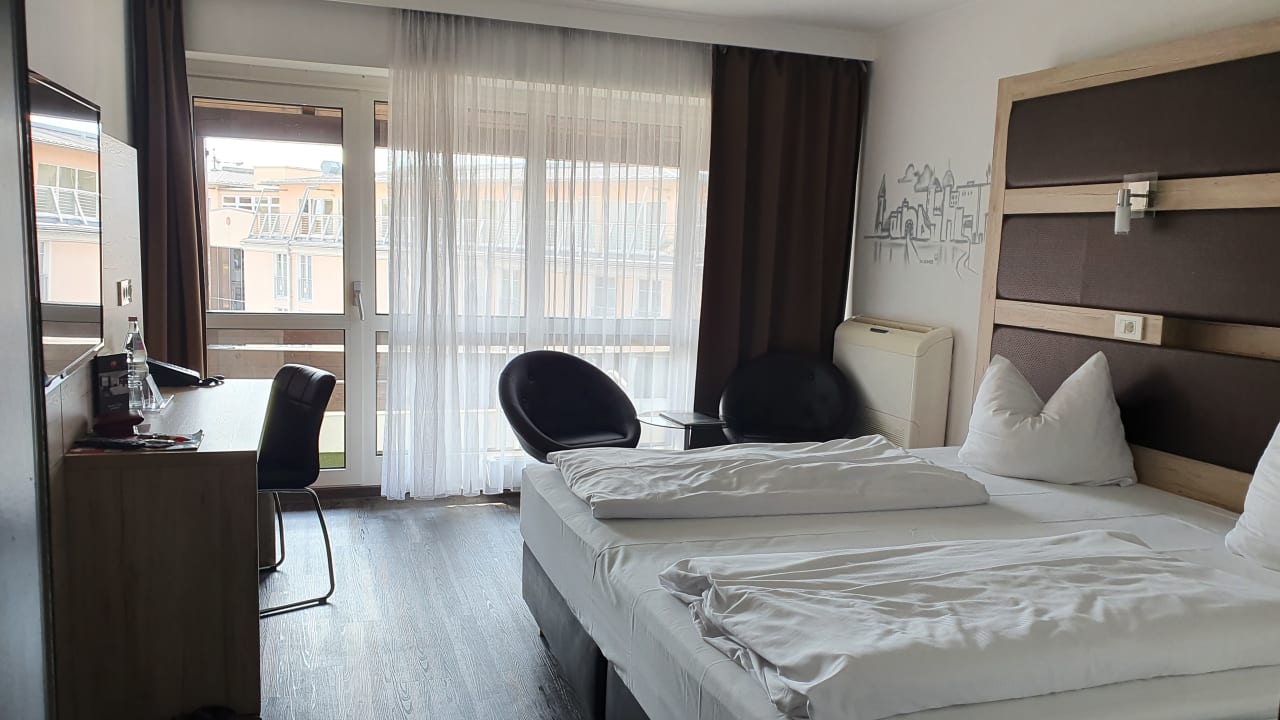 Zimmer Roomingtons Hotel Kaiserhof