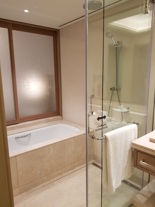 Zimmer InterContinental Fujairah Resort