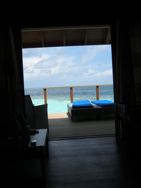 Blick aus dem Zimmer Vilamendhoo Island Resort & Spa