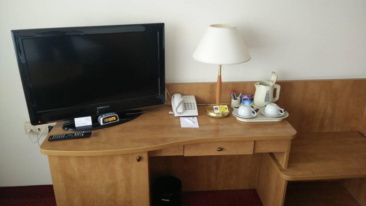 TV Best Western Hotel Portos