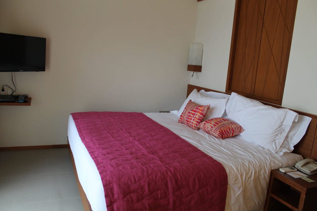 Schlafbereich Centara Ras Fushi Resort & Spa Maldives