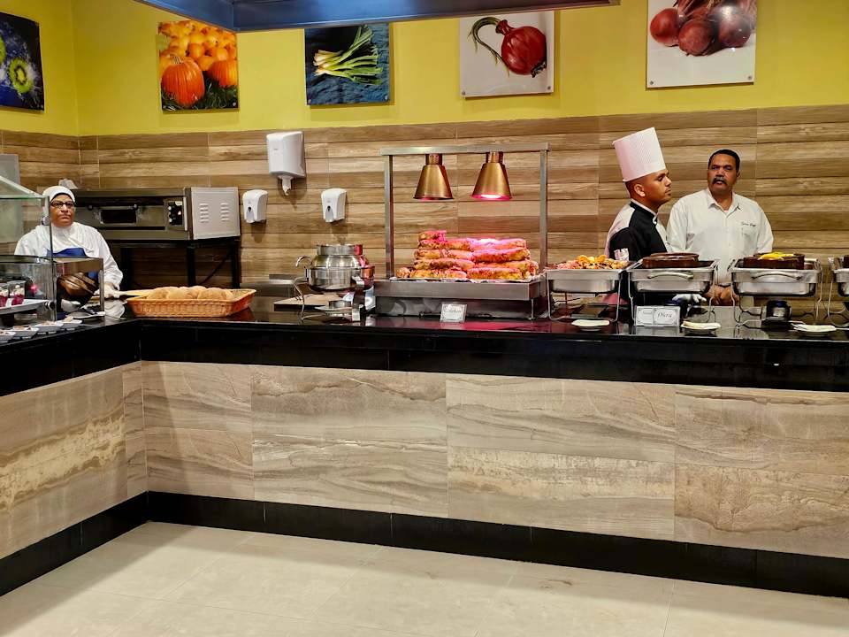 Gastro Lotus Bay Beach Resort