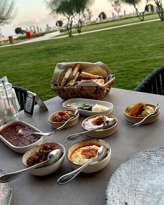 Gastro Anda Barut Collection