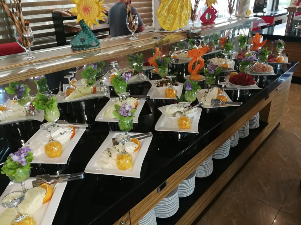 Gastro Maya World Park Hotel