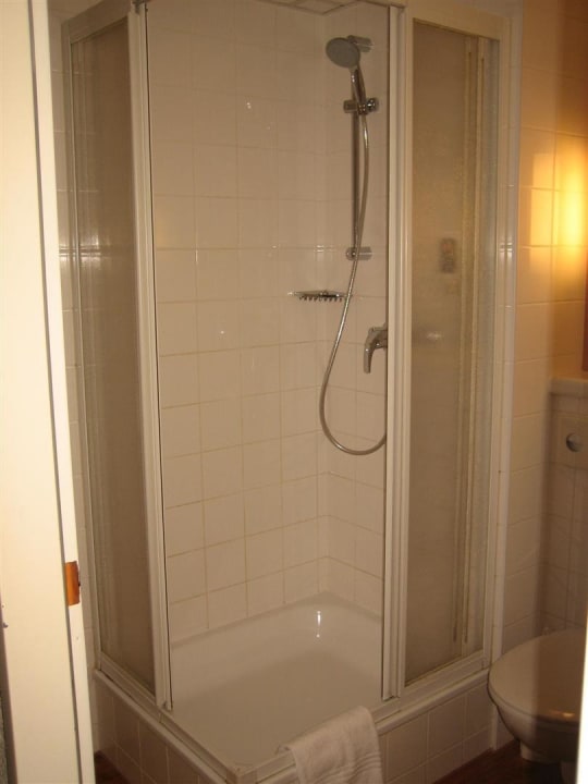 Dusche Hotel Ibis Wien Mariahilf
