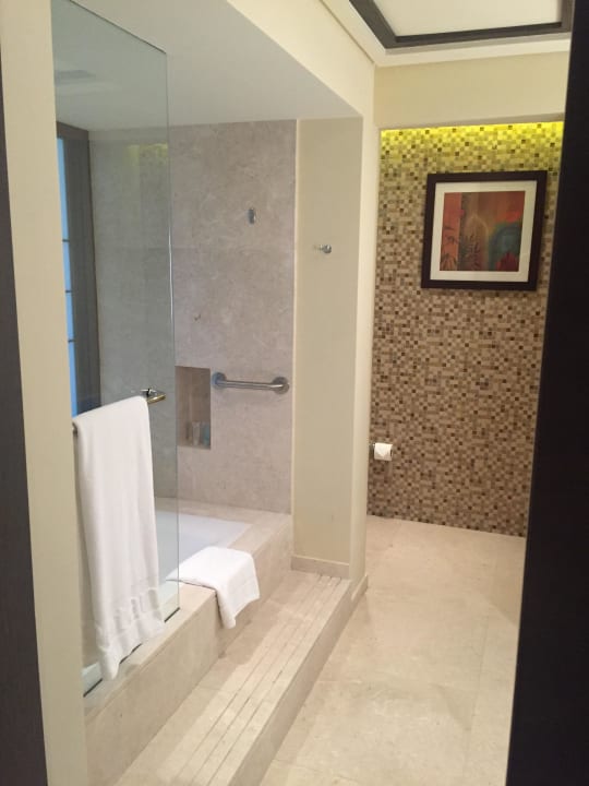 Bad Salalah Rotana Resort