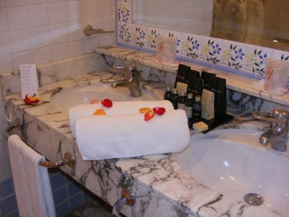 Bad BlueBay Beach Club