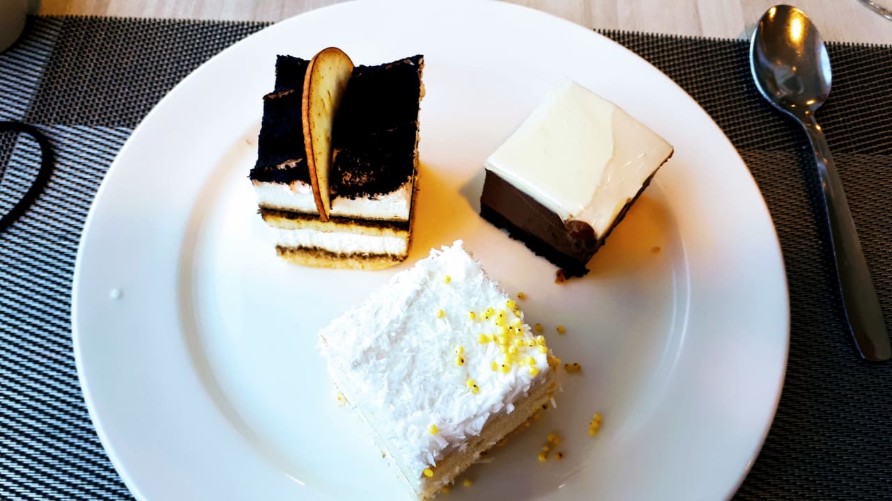 Gastro Universal Hotel Castell Royal